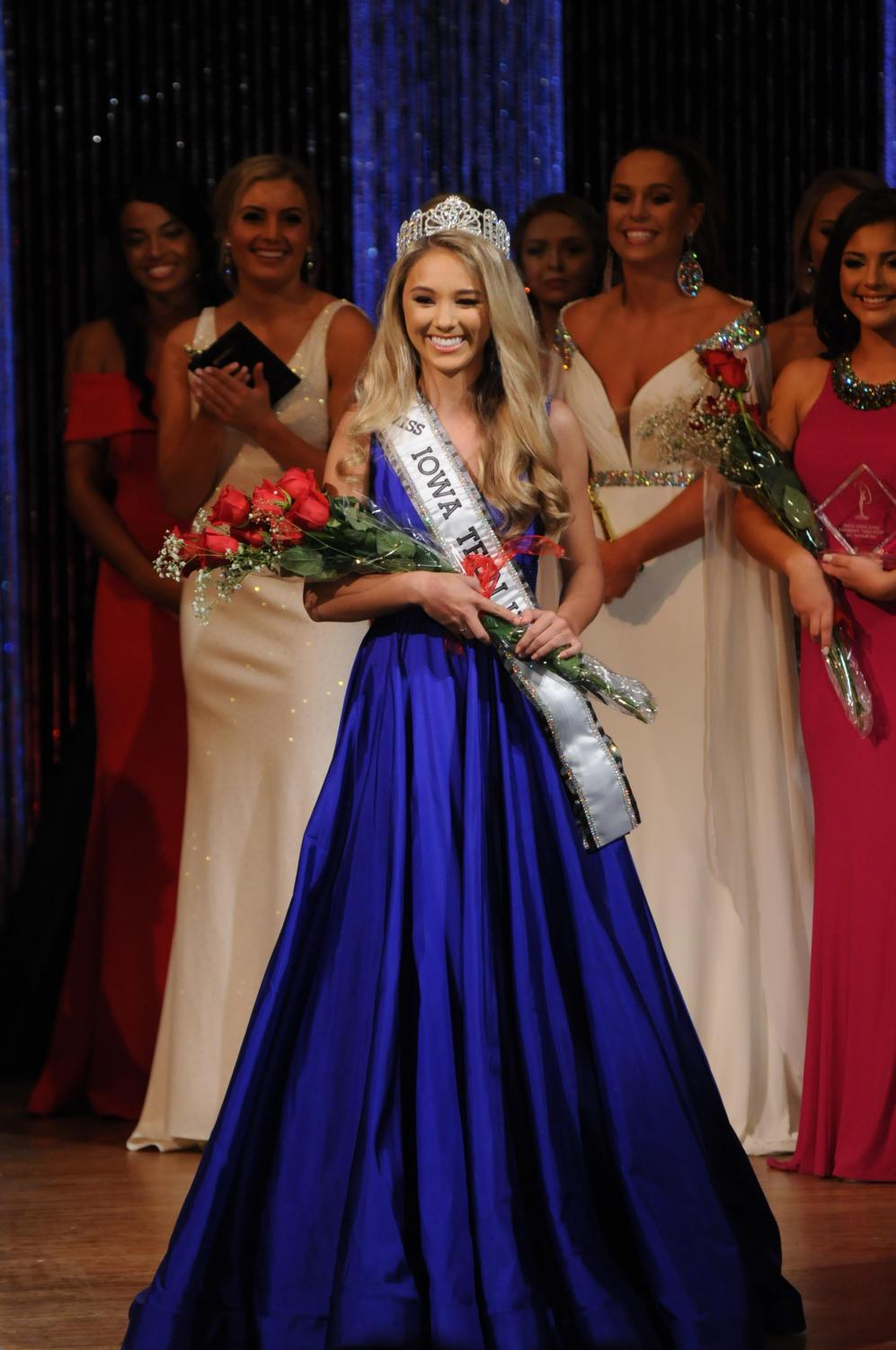 Saint crowned as Miss Teen Iowa 2019 – Xpress